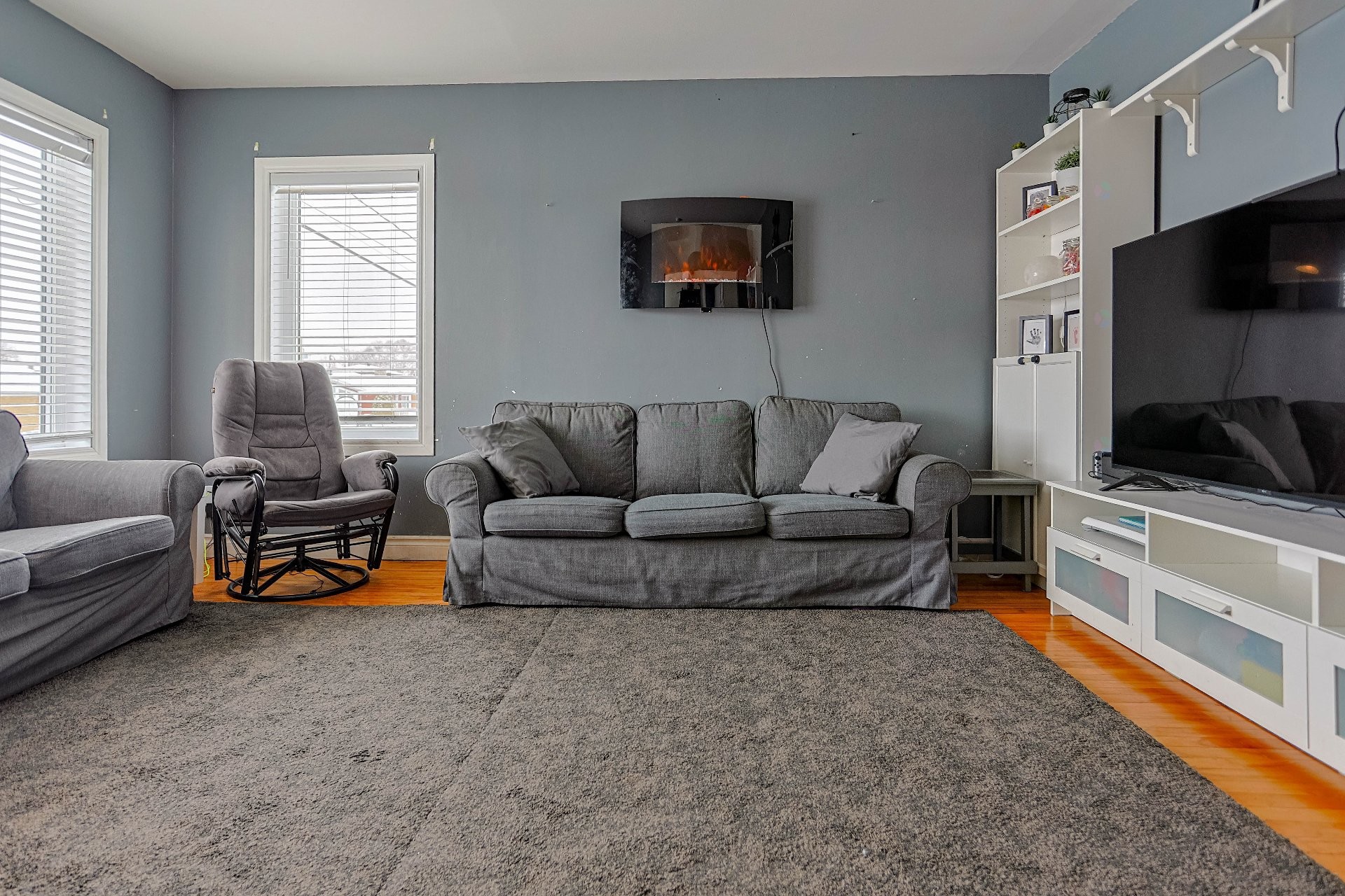 









1011


12e Rue

,
Shawinigan,




QC
G9T4B6

