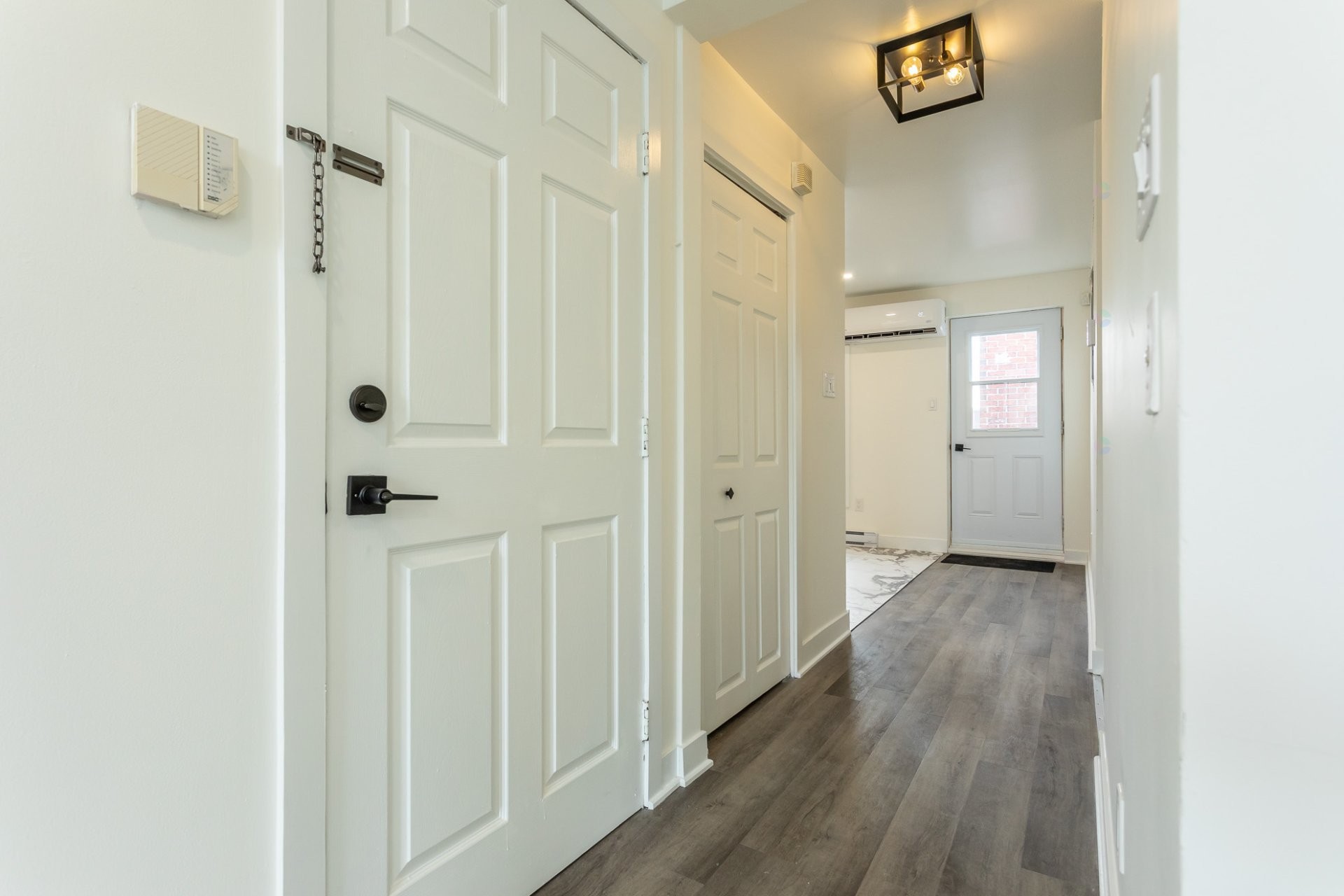 









5212


Rue Notre-Dame O.

,
Montréal (Le Sud-Ouest),




QC
H4C1T3

