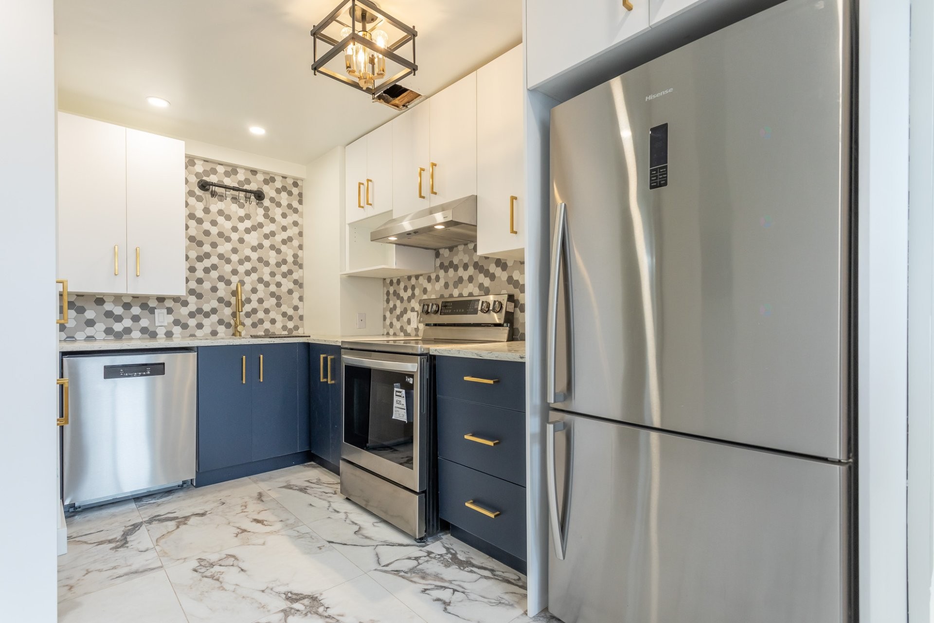 









5212


Rue Notre-Dame O.

,
Montréal (Le Sud-Ouest),




QC
H4C1T3

