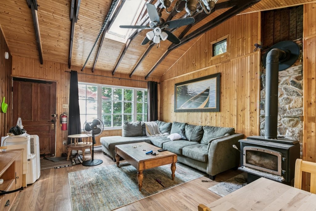 









1144


Ch. des Suisses

,
Boileau,




QC
J0V1N0

