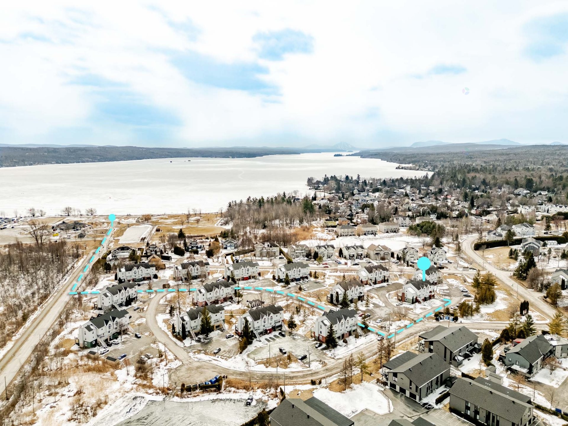 









2210


Place du Village

, 234,
Magog,




QC
J1X5Z2

