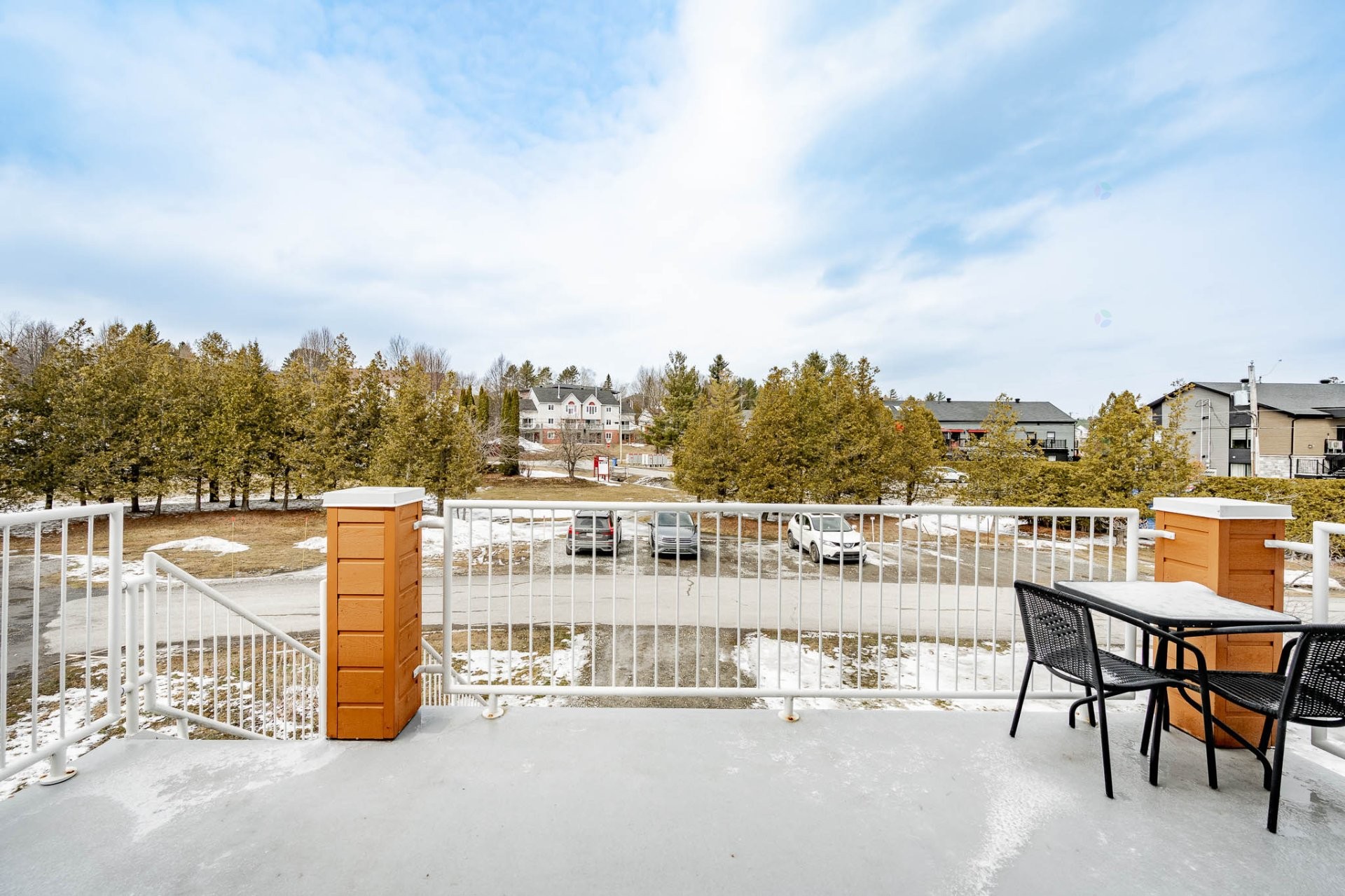 









2210


Place du Village

, 234,
Magog,




QC
J1X5Z2


