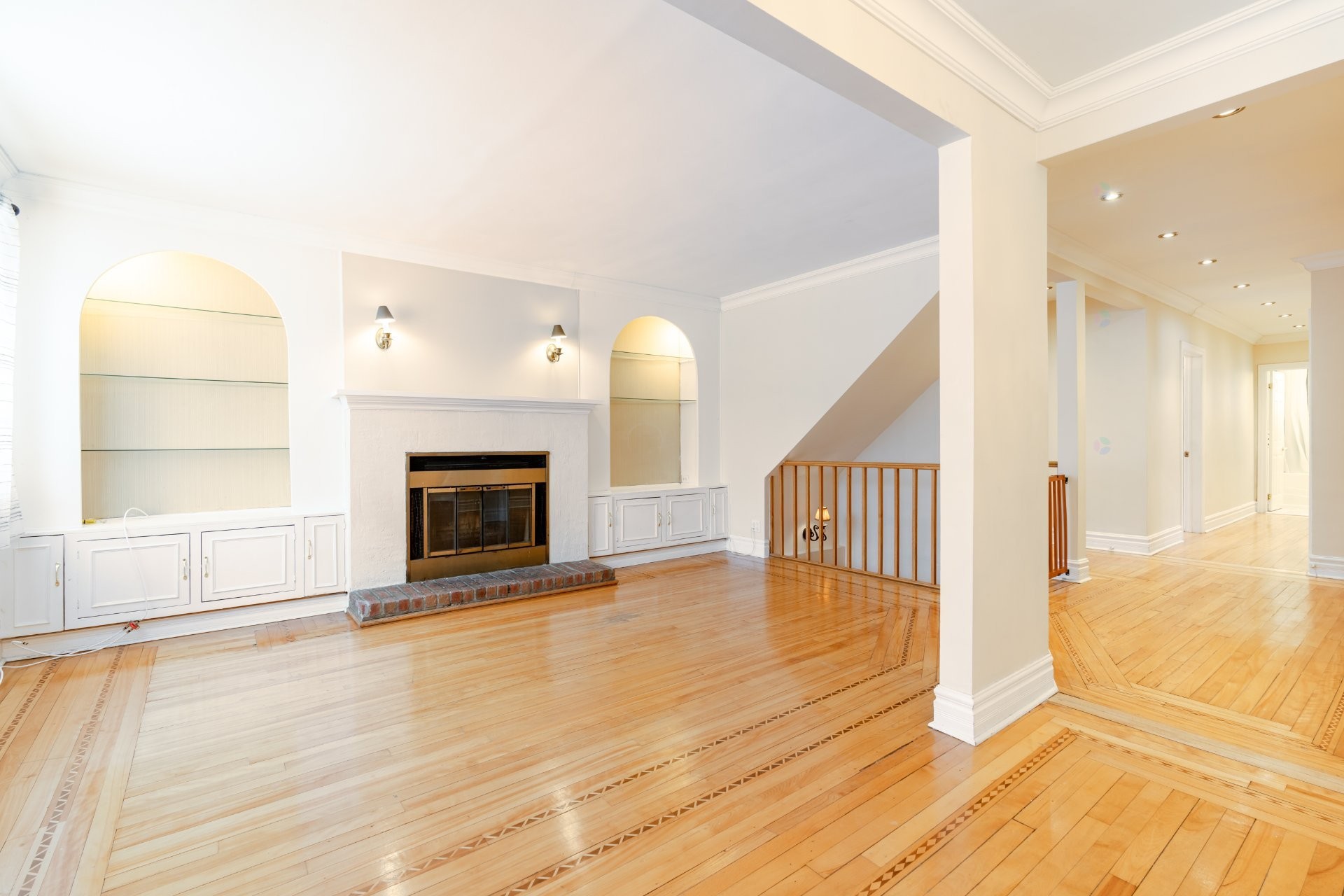 









181


Rue Dufferin

,
Hampstead,




QC
H3X2Y2

