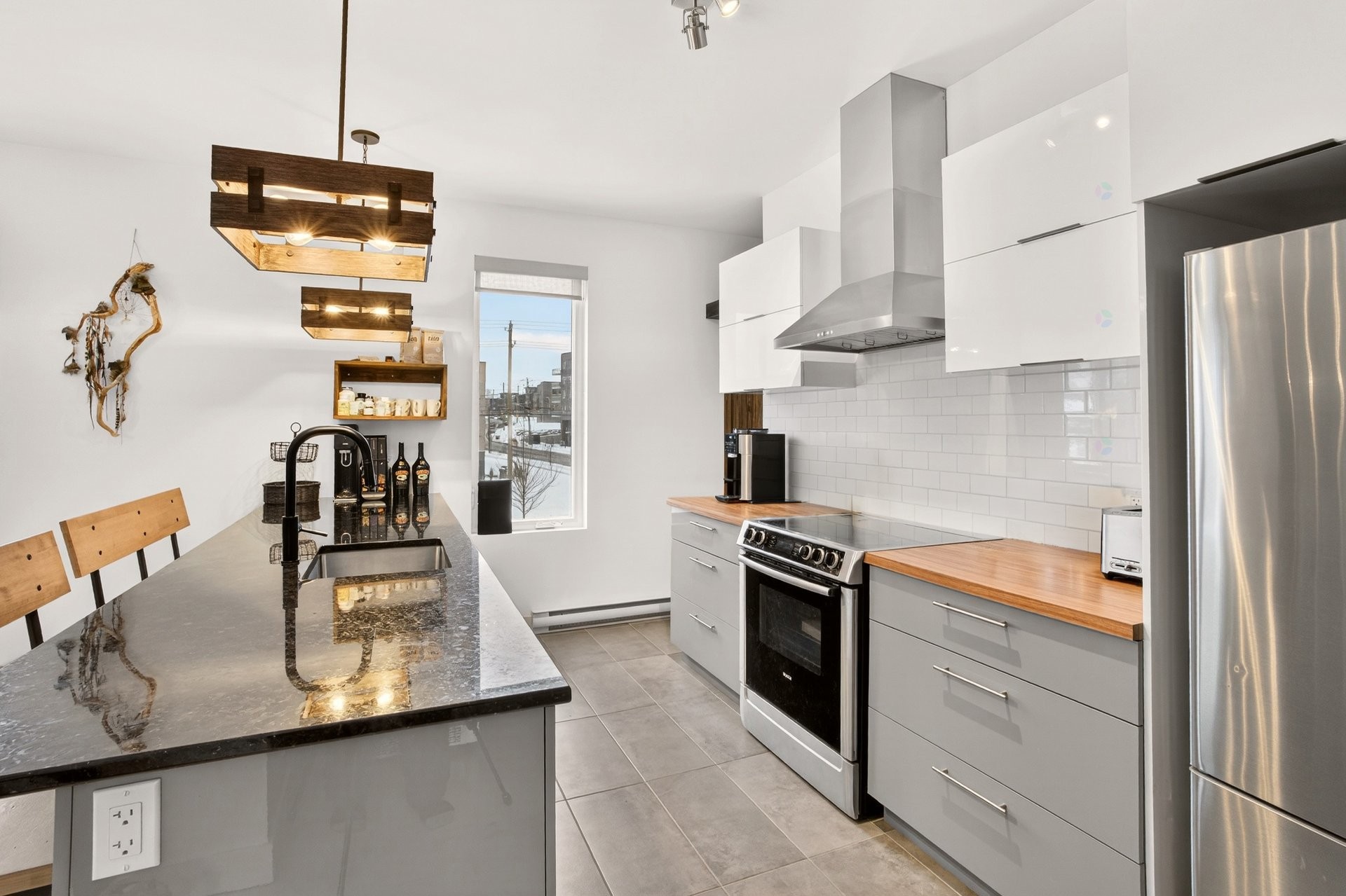 









572

 - 578


Rue du Chardonnay

,
Sherbrooke (Les Nations),




QC
J1L0K1

