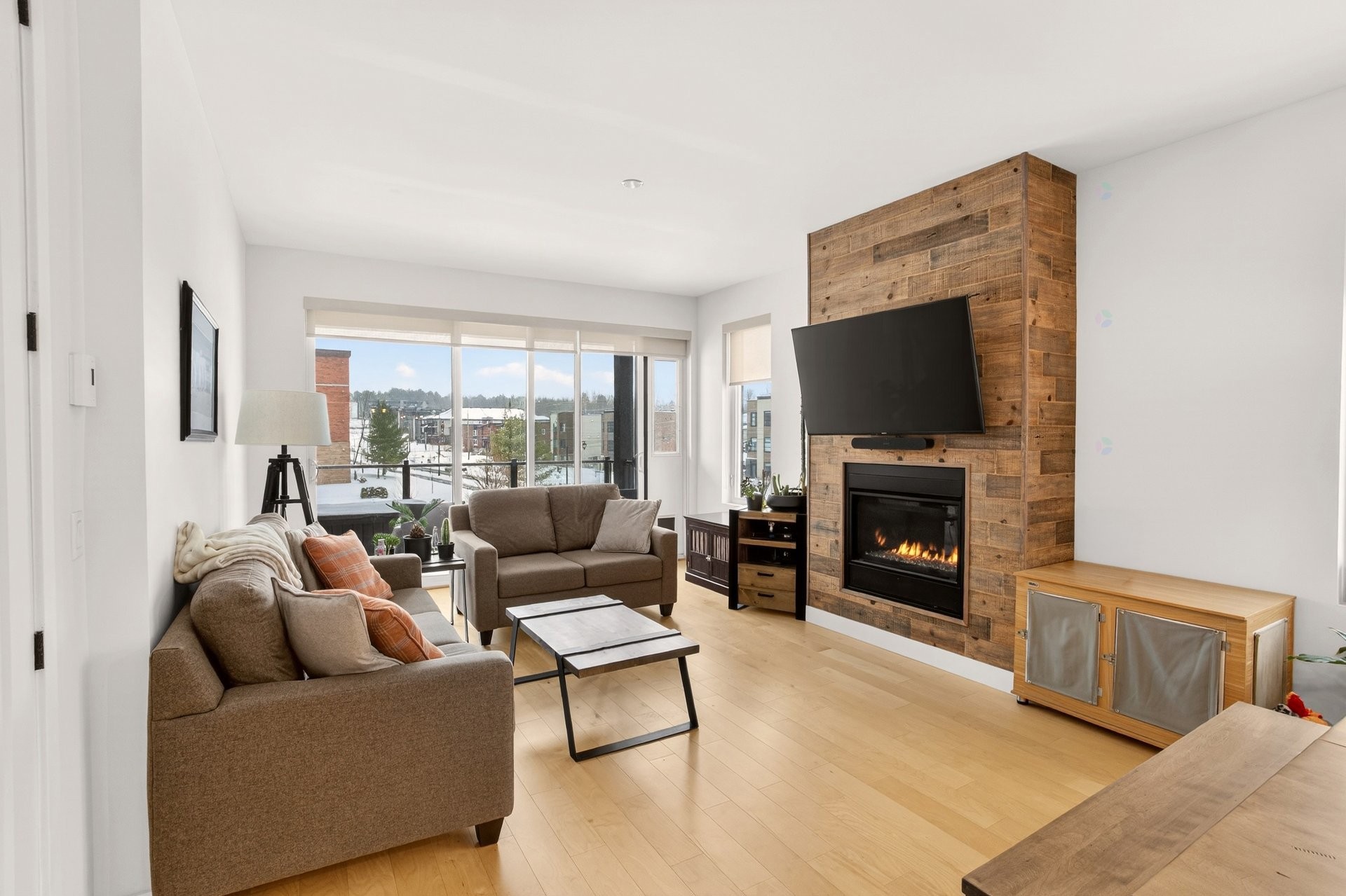 









572

 - 578


Rue du Chardonnay

,
Sherbrooke (Les Nations),




QC
J1L0K1


