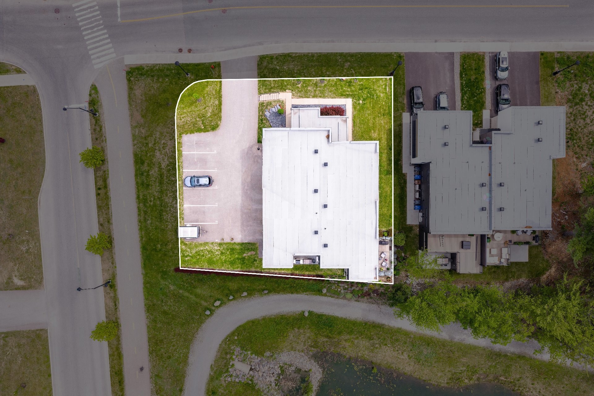 









572

 - 578


Rue du Chardonnay

,
Sherbrooke (Les Nations),




QC
J1L0K1

