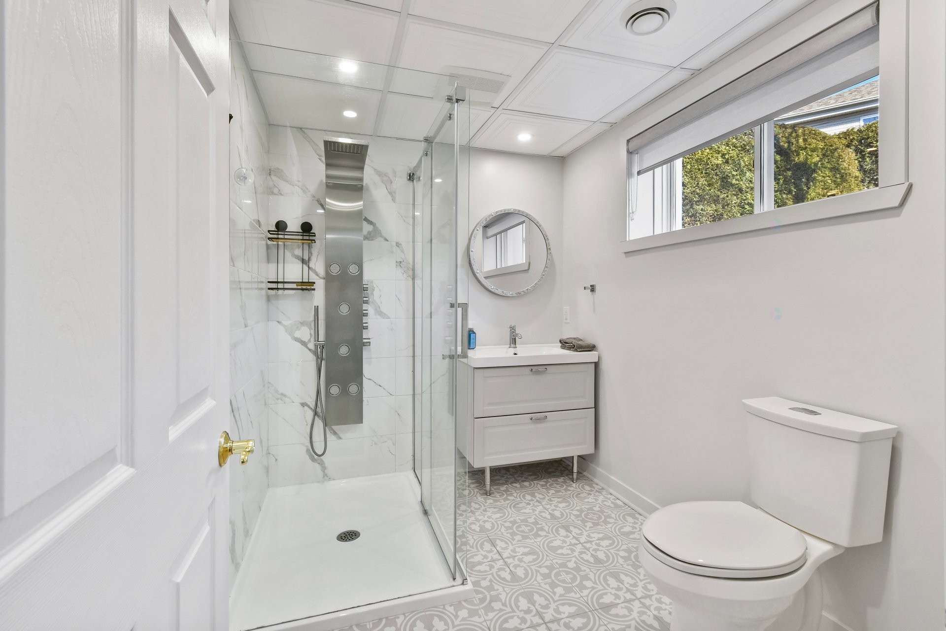 









739


Rue Aragon

,
Beloeil,




QC
J3G6K9

