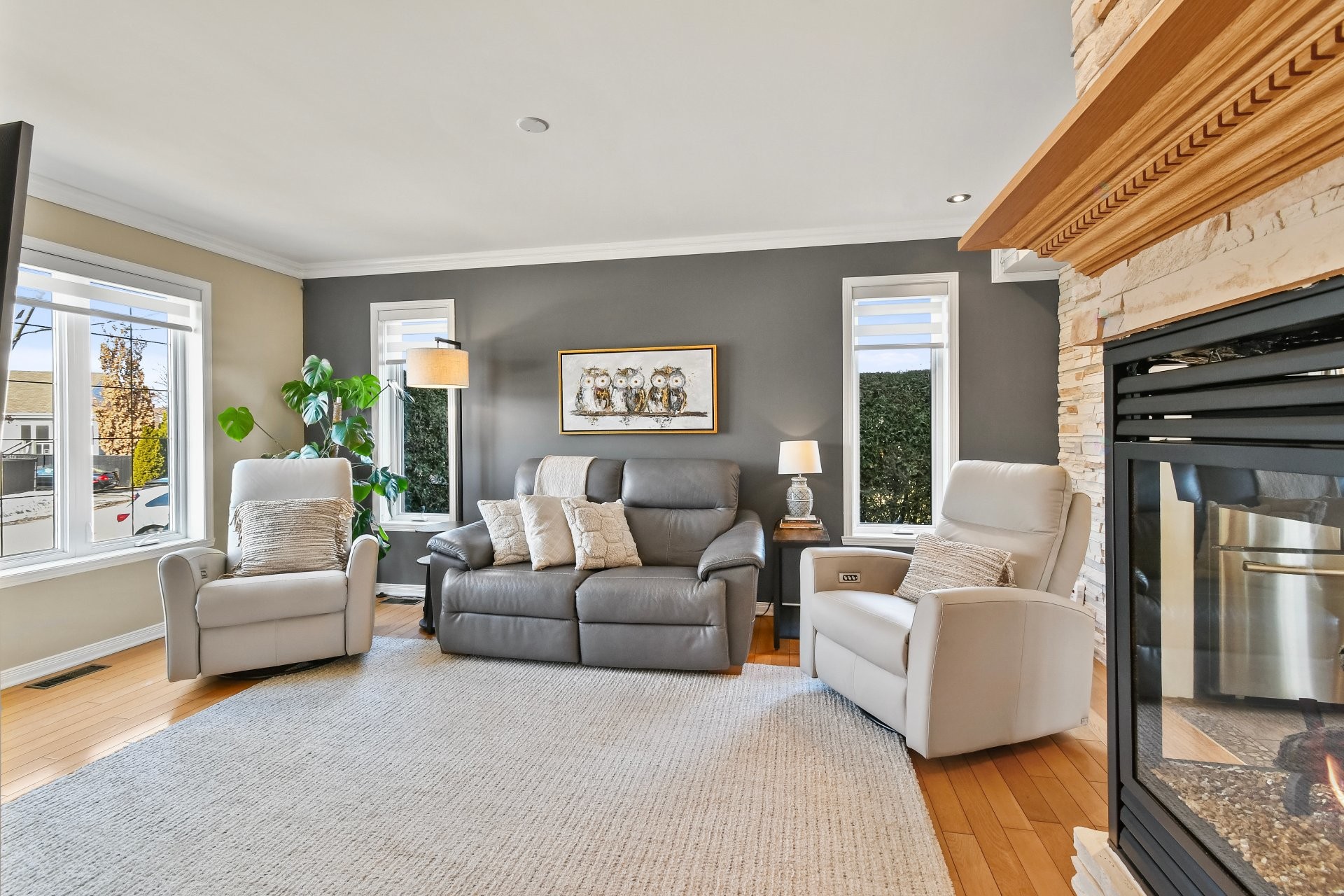 









739


Rue Aragon

,
Beloeil,




QC
J3G6K9

