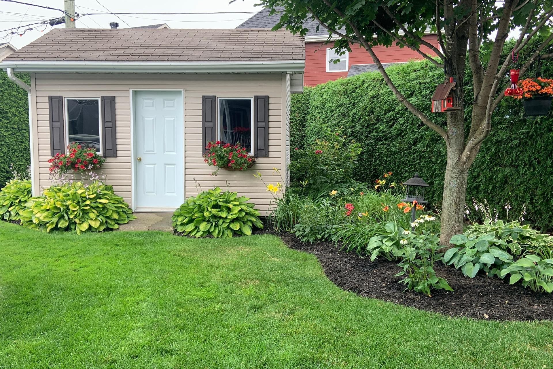 









739


Rue Aragon

,
Beloeil,




QC
J3G6K9

