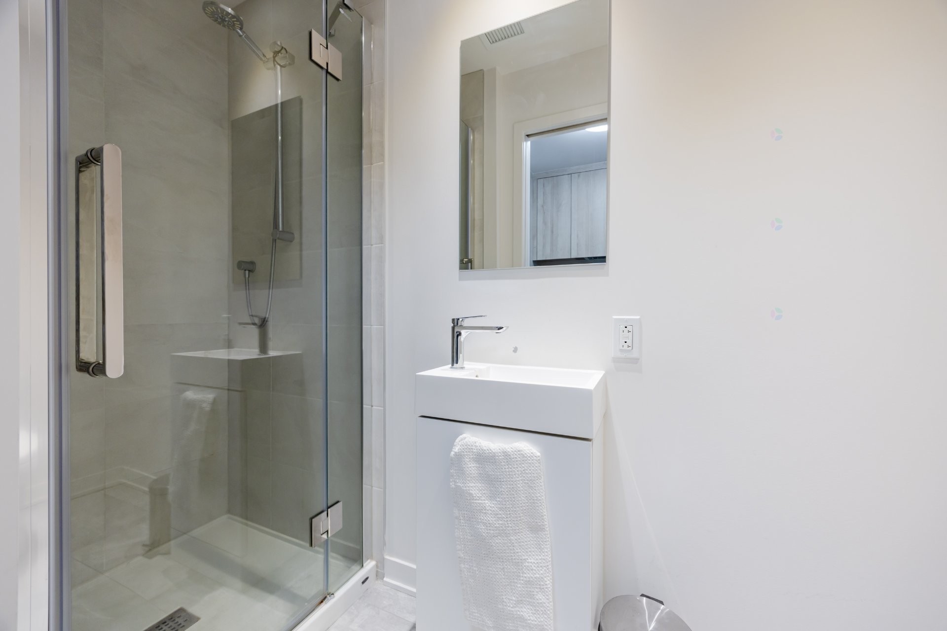 









1485


Rue des Bassins

, 406,
Montréal (Le Sud-Ouest),




QC
H3C1B7

