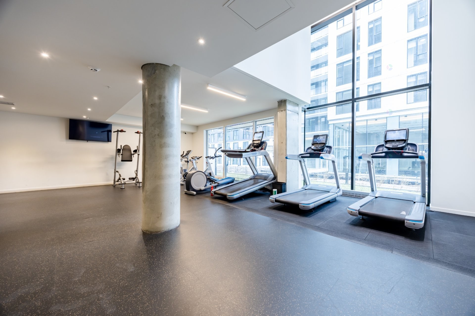 









1485


Rue des Bassins

, 406,
Montréal (Le Sud-Ouest),




QC
H3C1B7

