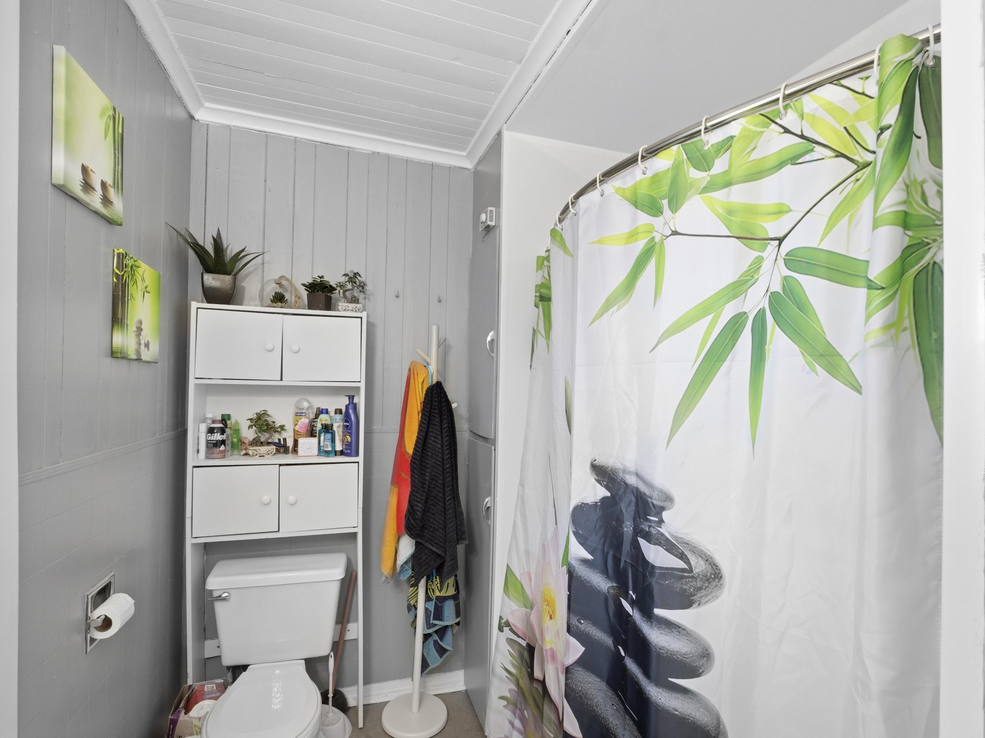 









112


Rue du Pont

,
Saint-Ludger,




QC
G0M1W0

