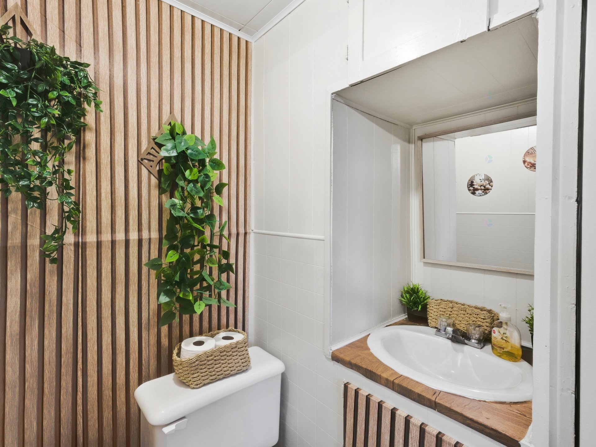 









112


Rue du Pont

,
Saint-Ludger,




QC
G0M1W0

