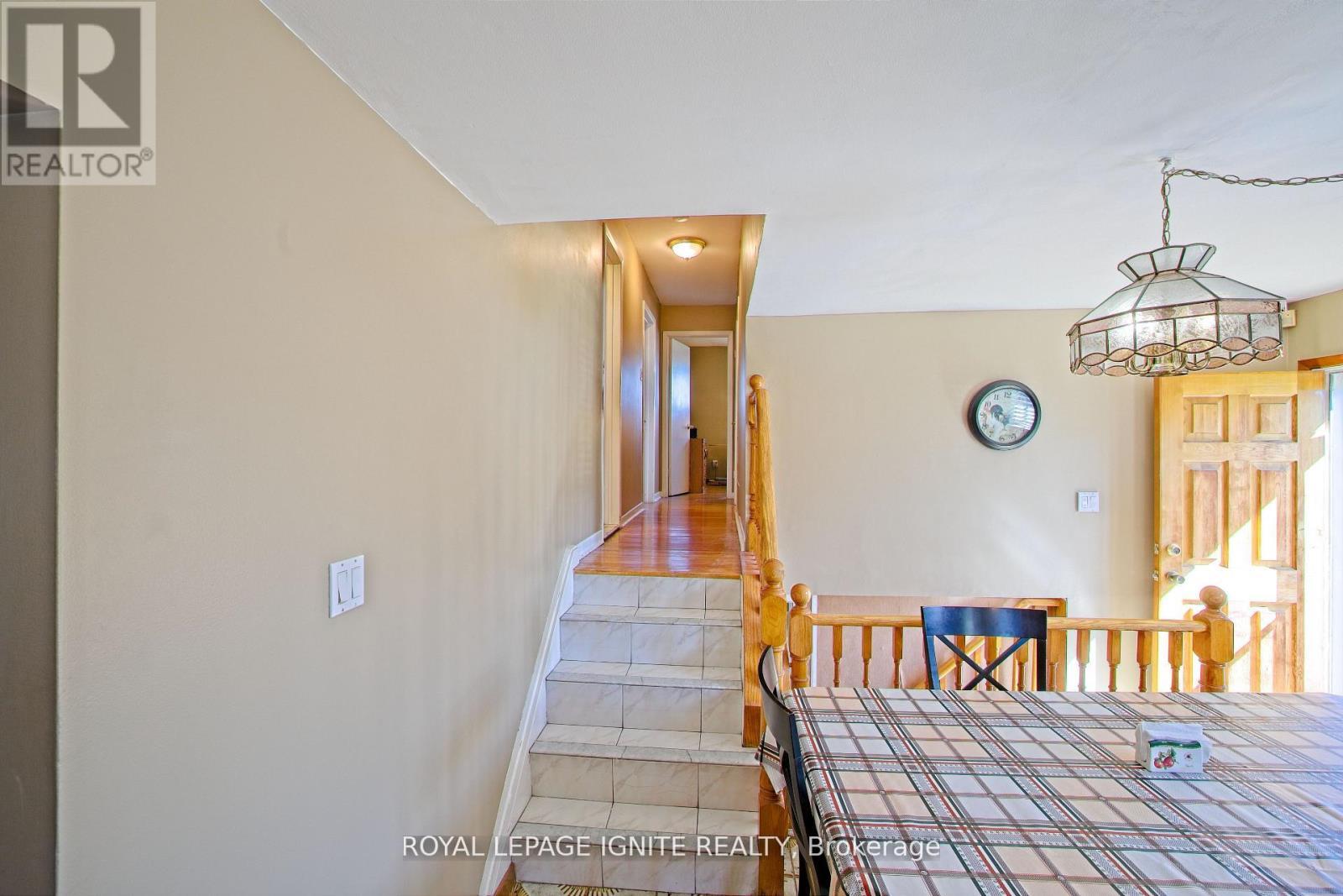 












3350 LEHIGH CRESCENT W

,
Mississauga,




Ontario
L4T1W8

