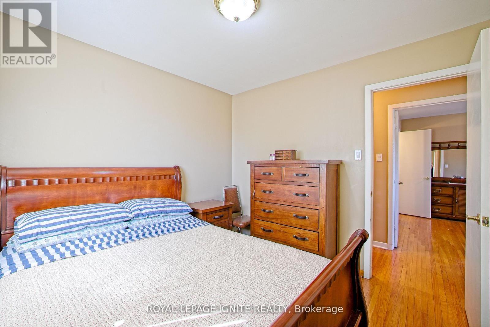 












3350 LEHIGH CRESCENT W

,
Mississauga,




Ontario
L4T1W8

