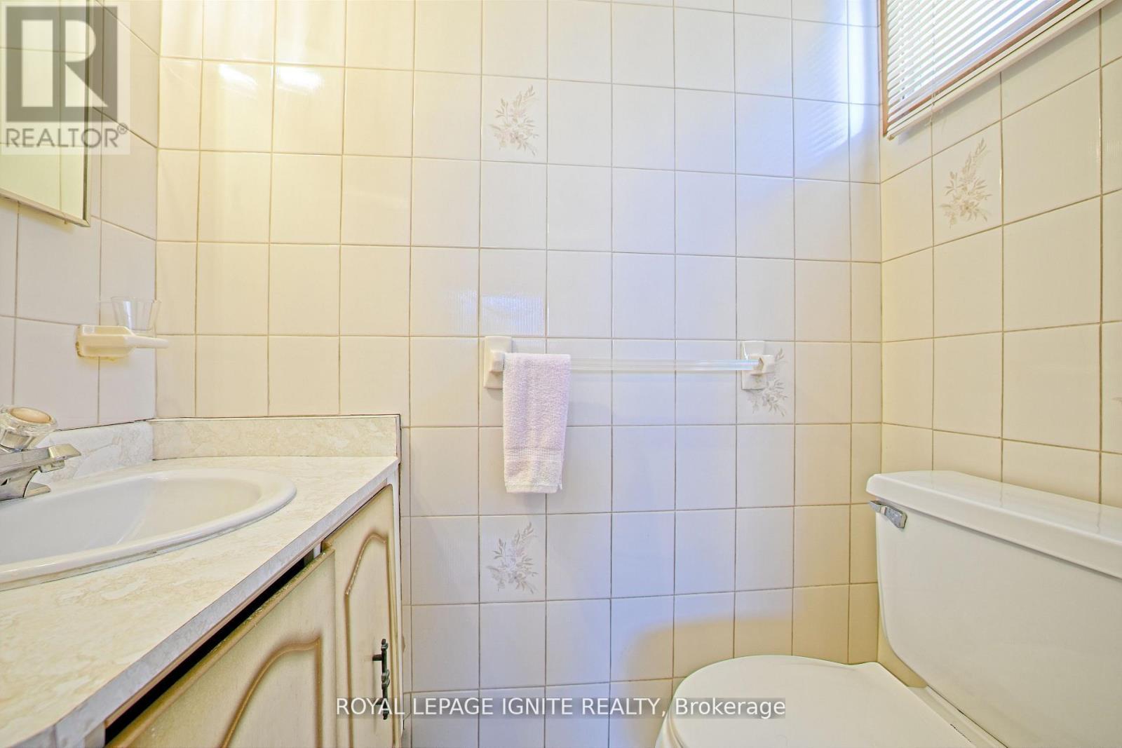 












3350 LEHIGH CRESCENT W

,
Mississauga,




Ontario
L4T1W8

