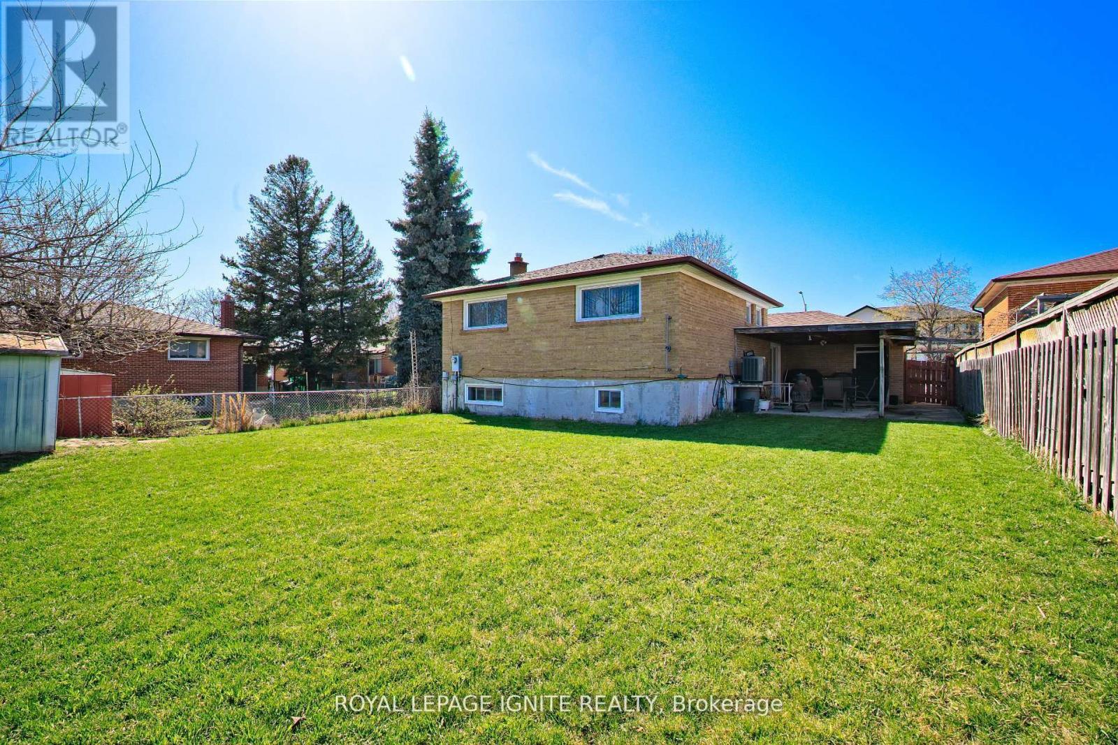 












3350 LEHIGH CRESCENT W

,
Mississauga,




Ontario
L4T1W8

