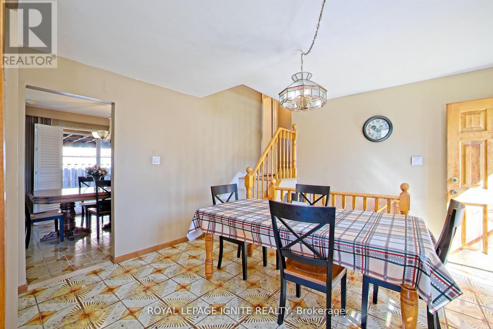 












3350 LEHIGH CRESCENT W

,
Mississauga,




Ontario
L4T1W8

