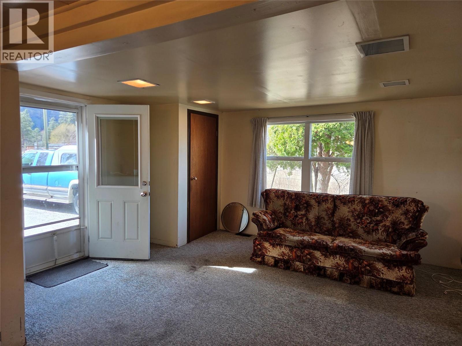 












2130 Wooden Road

,
Cawston,




British Columbia
V0X1C1

