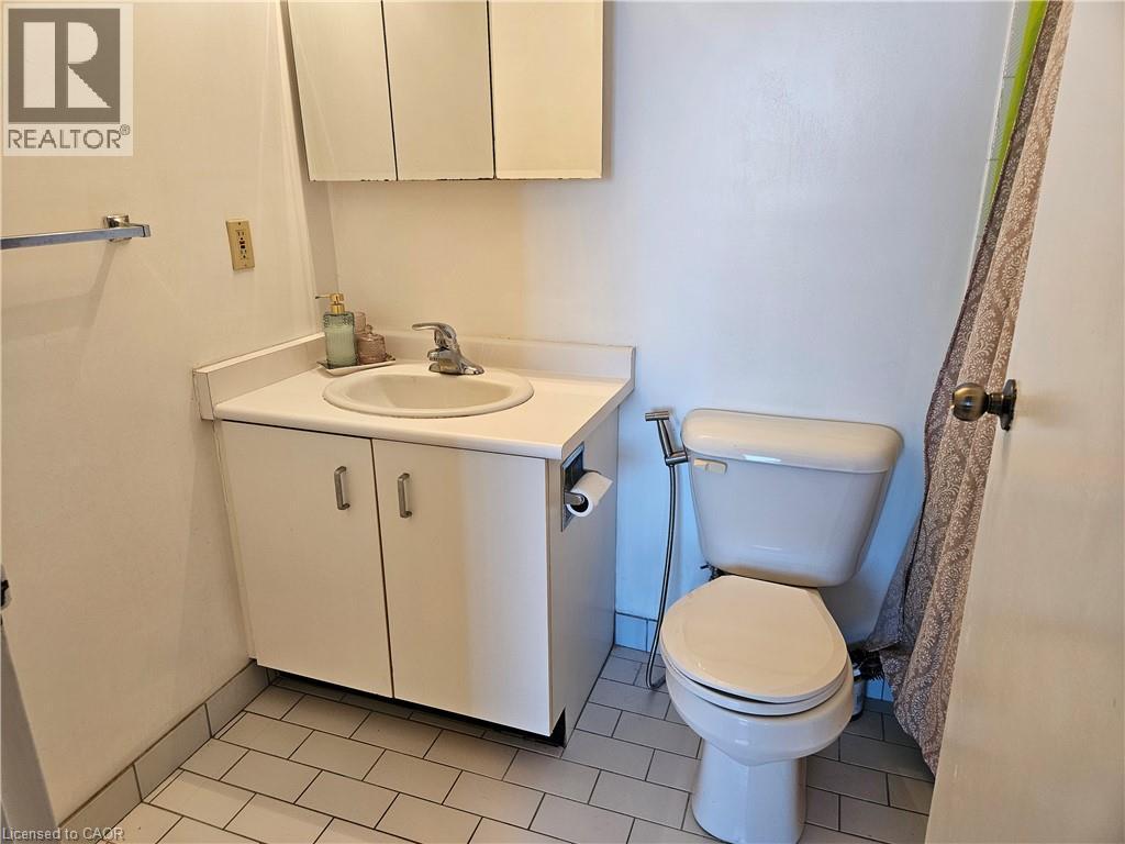 












55 BLUE SPRINGS Drive Unit# 805

,
Waterloo,




Ontario
N2J4T3

