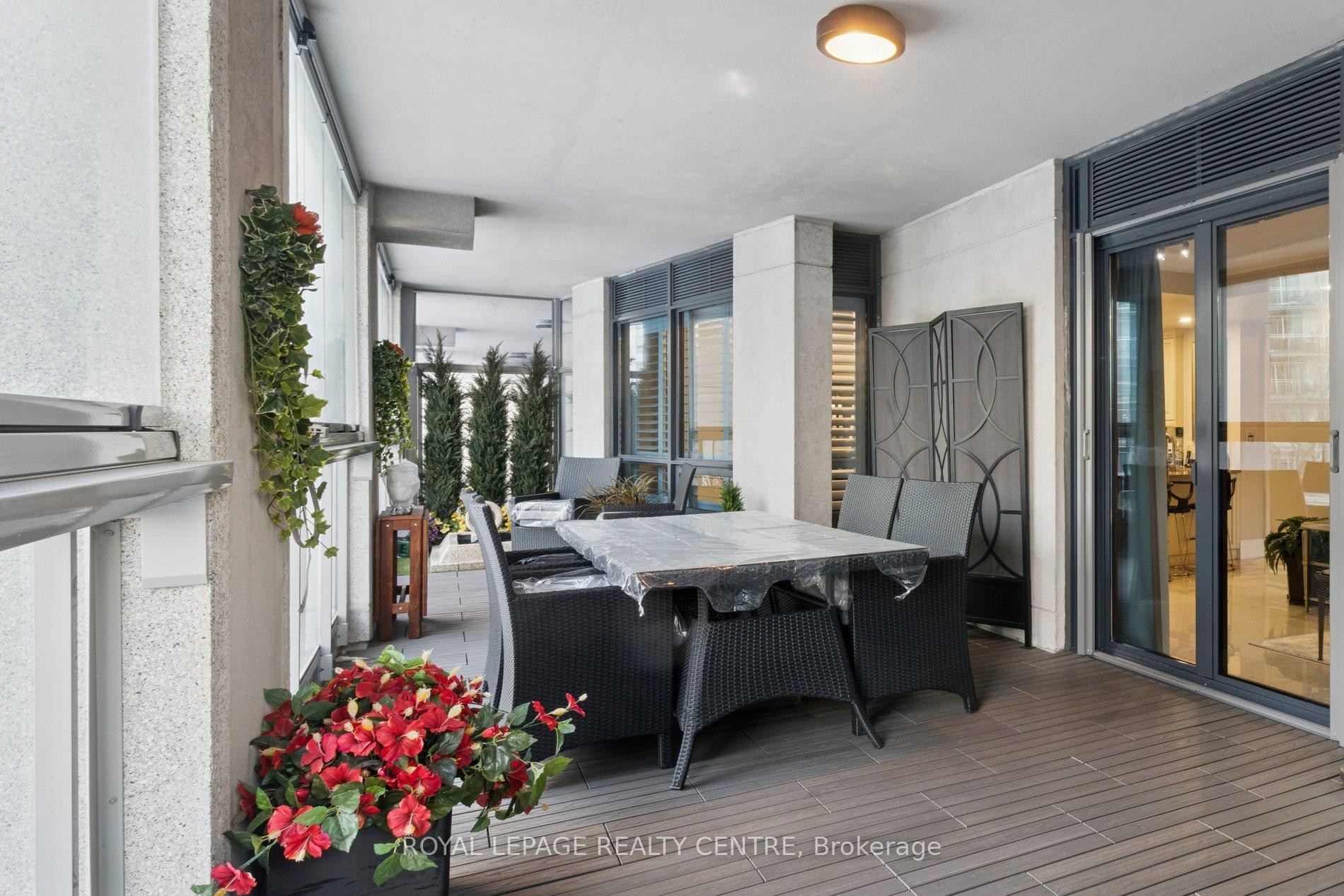 









2095


Lake Shore

Boulevard West, 220,
Toronto,




ON
M8V 4G4

