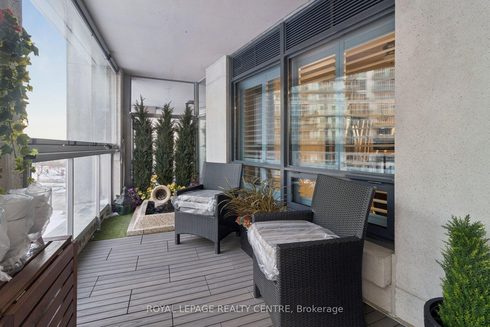 









2095


Lake Shore

Boulevard West, 220,
Toronto,




ON
M8V 4G4

