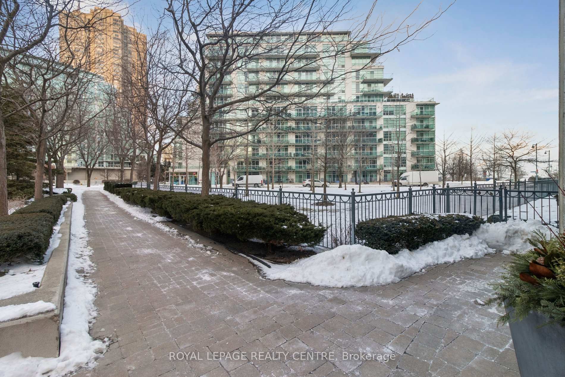 









2095


Lake Shore

Boulevard West, 220,
Toronto,




ON
M8V 4G4

