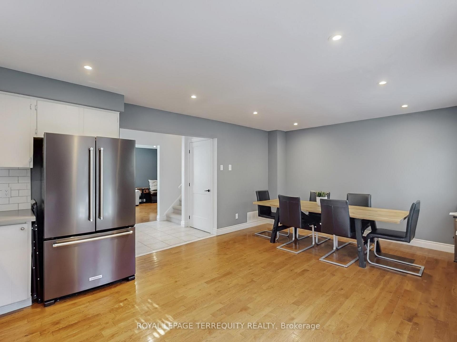 









623


Beaver

Court,
Milton,




ON
L9T 4A8

