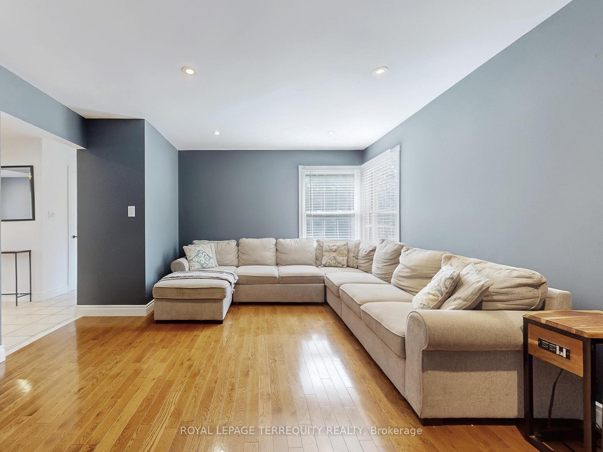 









623


Beaver

Court,
Milton,




ON
L9T 4A8

