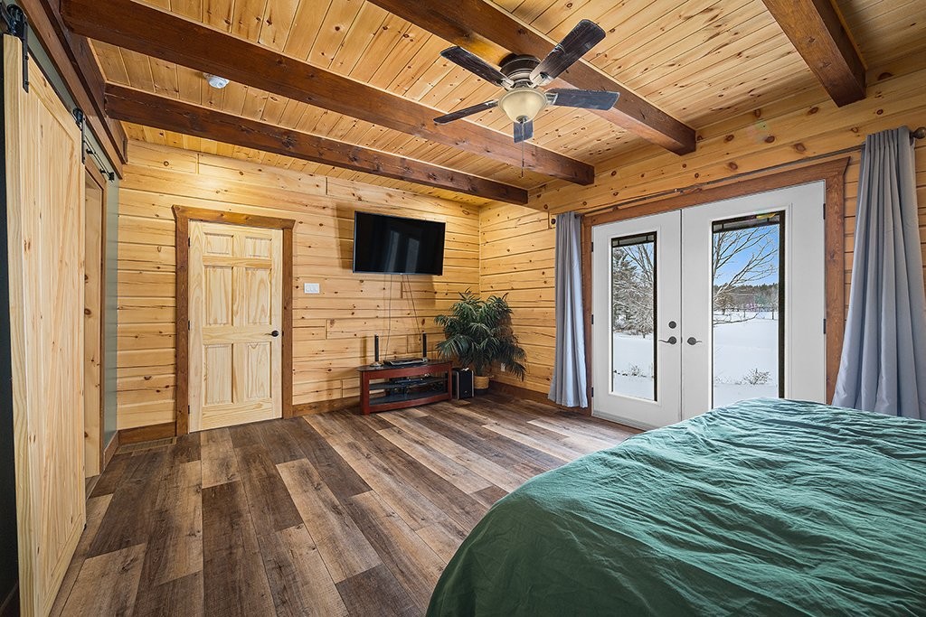 









10


Ch. des Outaouais

,
L'Île-du-Grand-Calumet,




QC
J0X1J0

