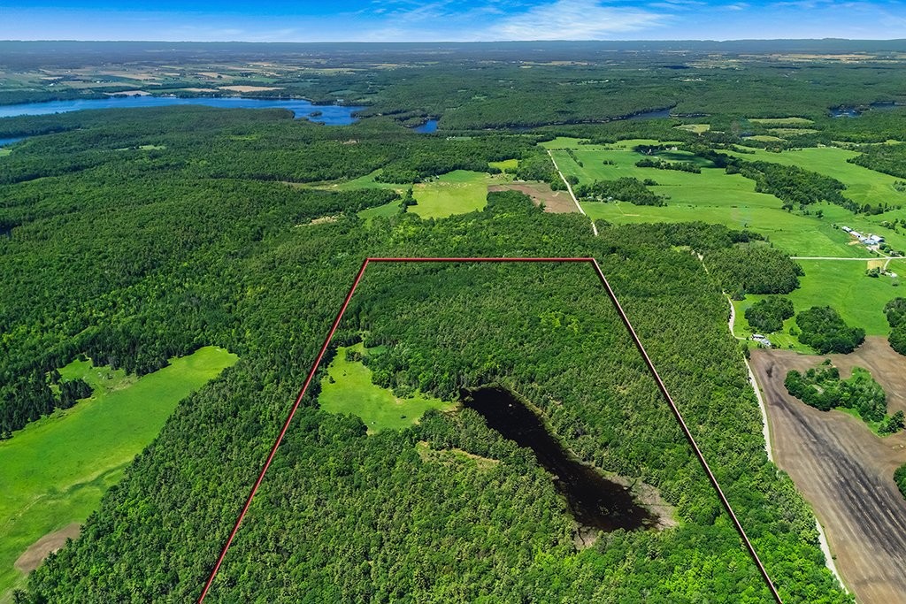 









10


Ch. des Outaouais

,
L'Île-du-Grand-Calumet,




QC
J0X1J0

