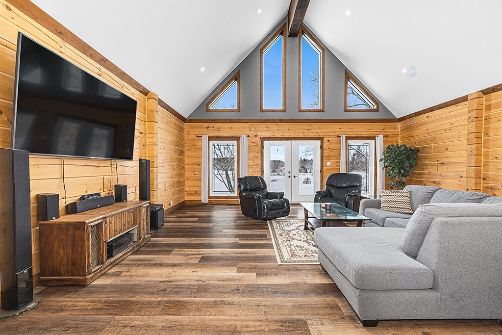 









10


Ch. des Outaouais

,
L'Île-du-Grand-Calumet,




QC
J0X1J0

