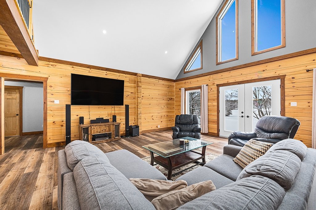 









10


Ch. des Outaouais

,
L'Île-du-Grand-Calumet,




QC
J0X1J0

