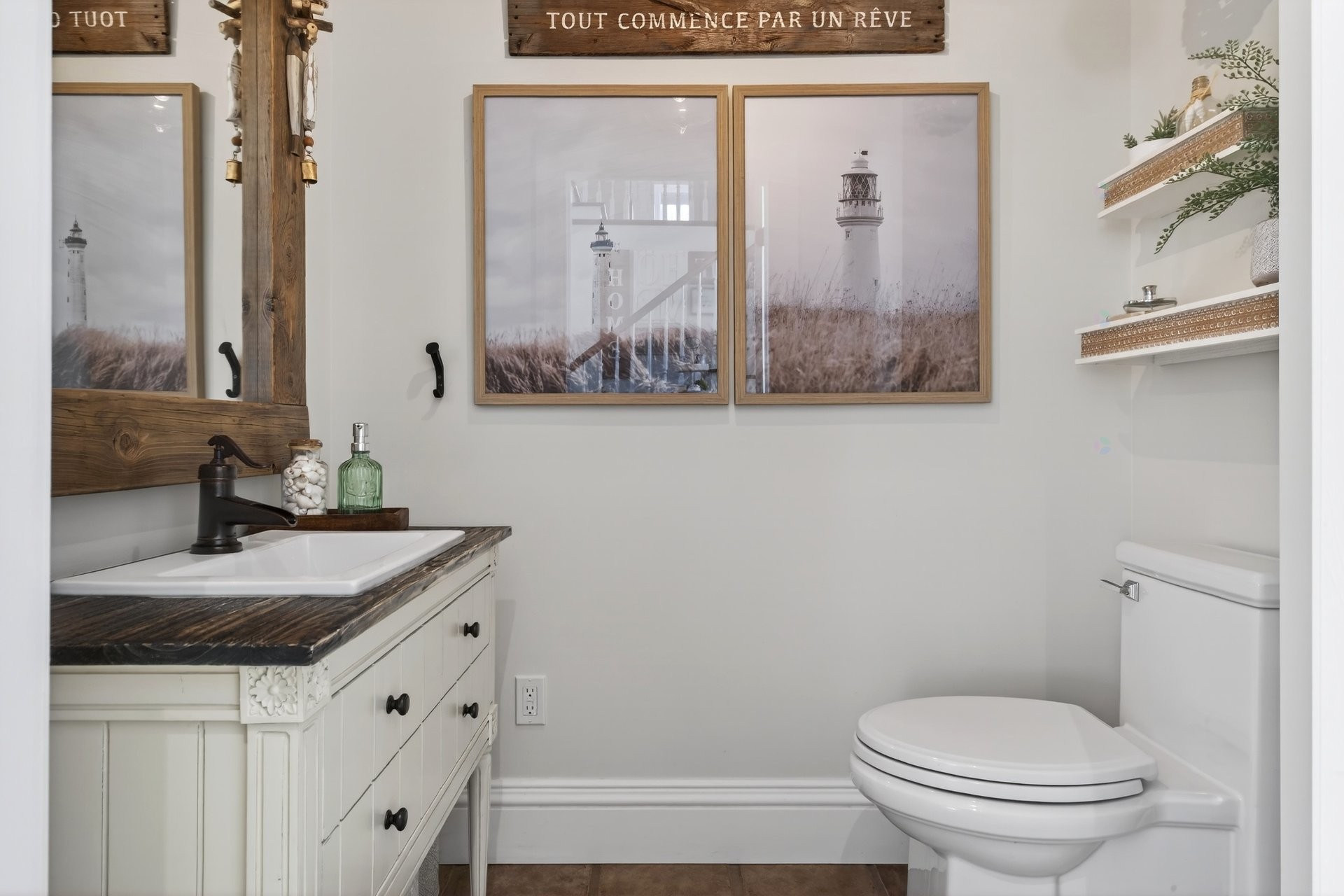 









435


Ch. du Domaine

,
Saint-Denis-de-Brompton,




QC
J0B2P0

