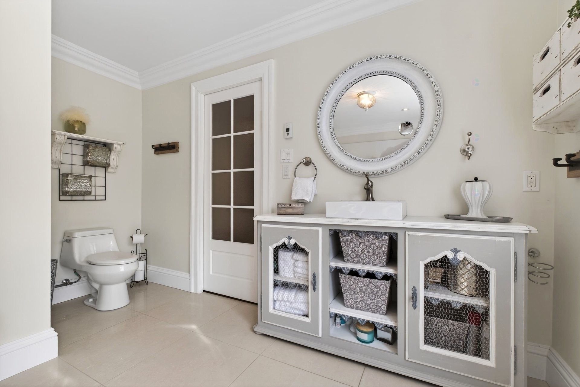 









435


Ch. du Domaine

,
Saint-Denis-de-Brompton,




QC
J0B2P0

