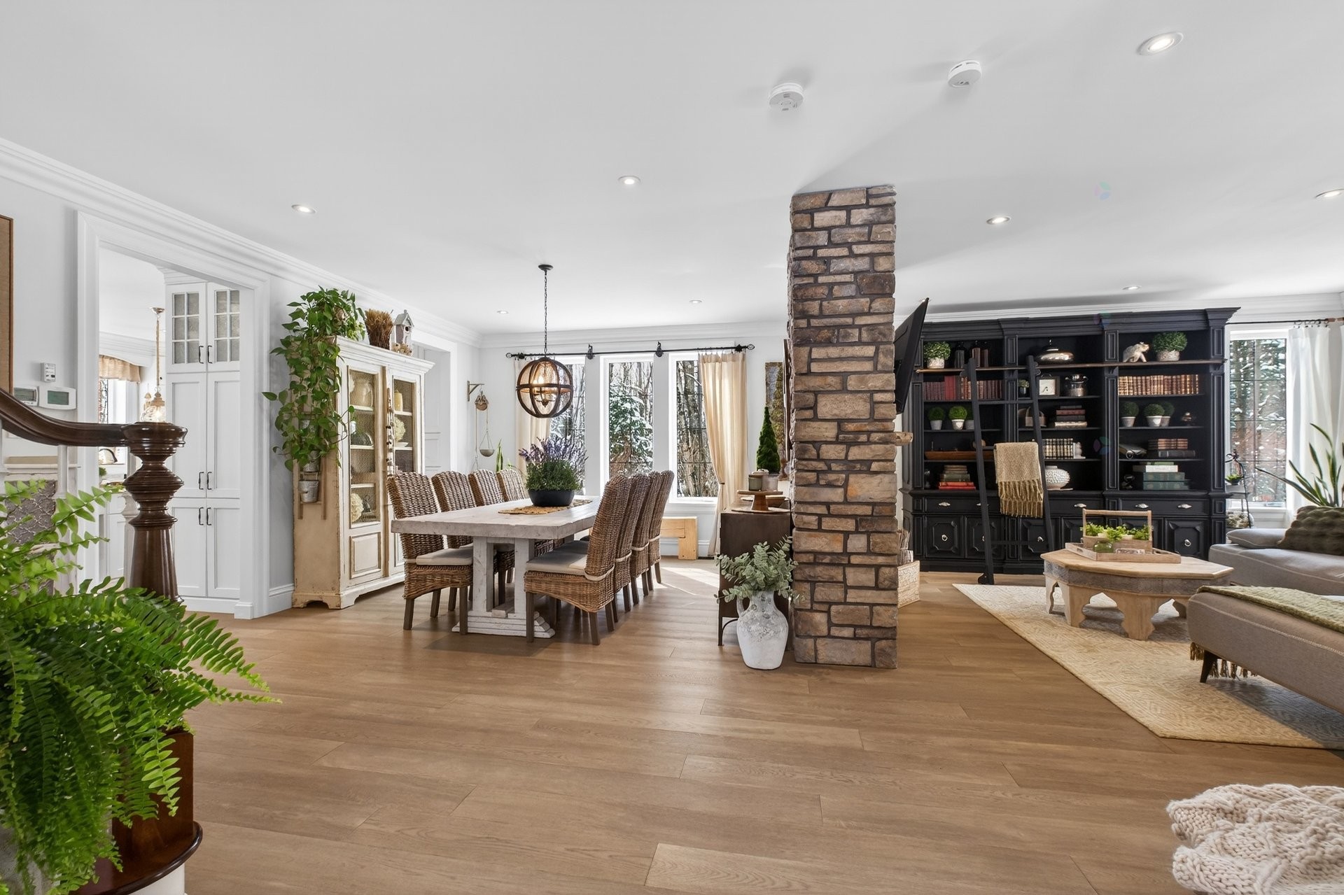 









435


Ch. du Domaine

,
Saint-Denis-de-Brompton,




QC
J0B2P0

