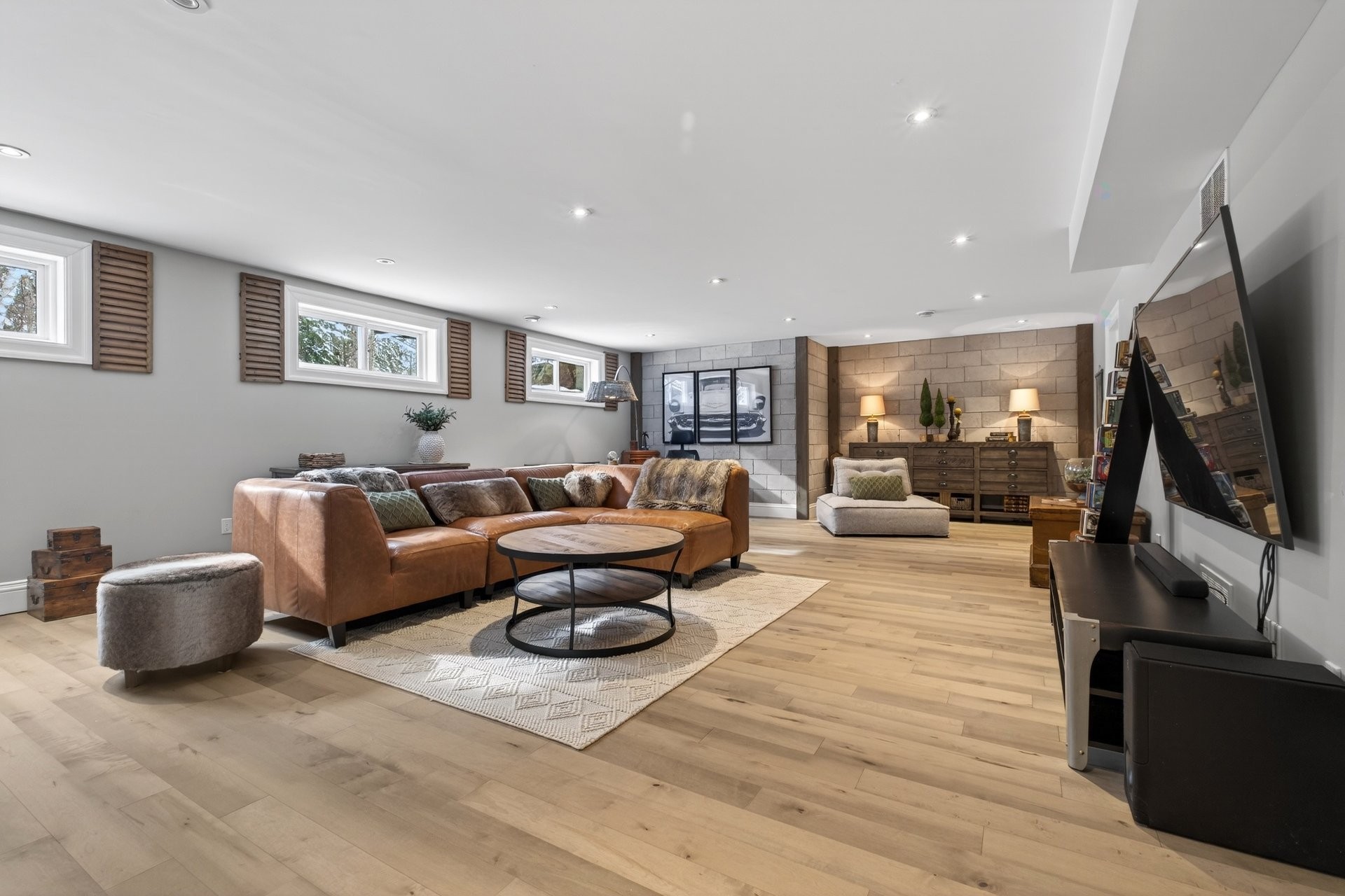 









435


Ch. du Domaine

,
Saint-Denis-de-Brompton,




QC
J0B2P0

