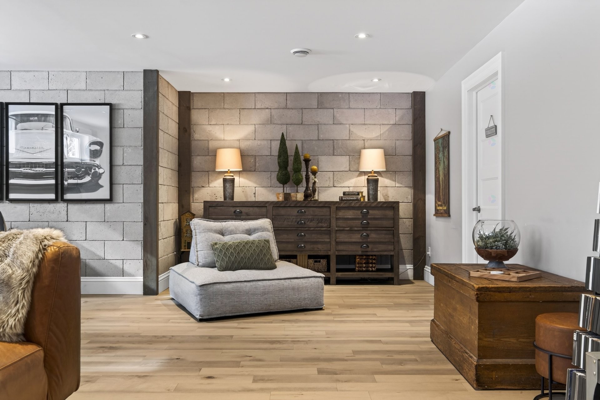 









435


Ch. du Domaine

,
Saint-Denis-de-Brompton,




QC
J0B2P0

