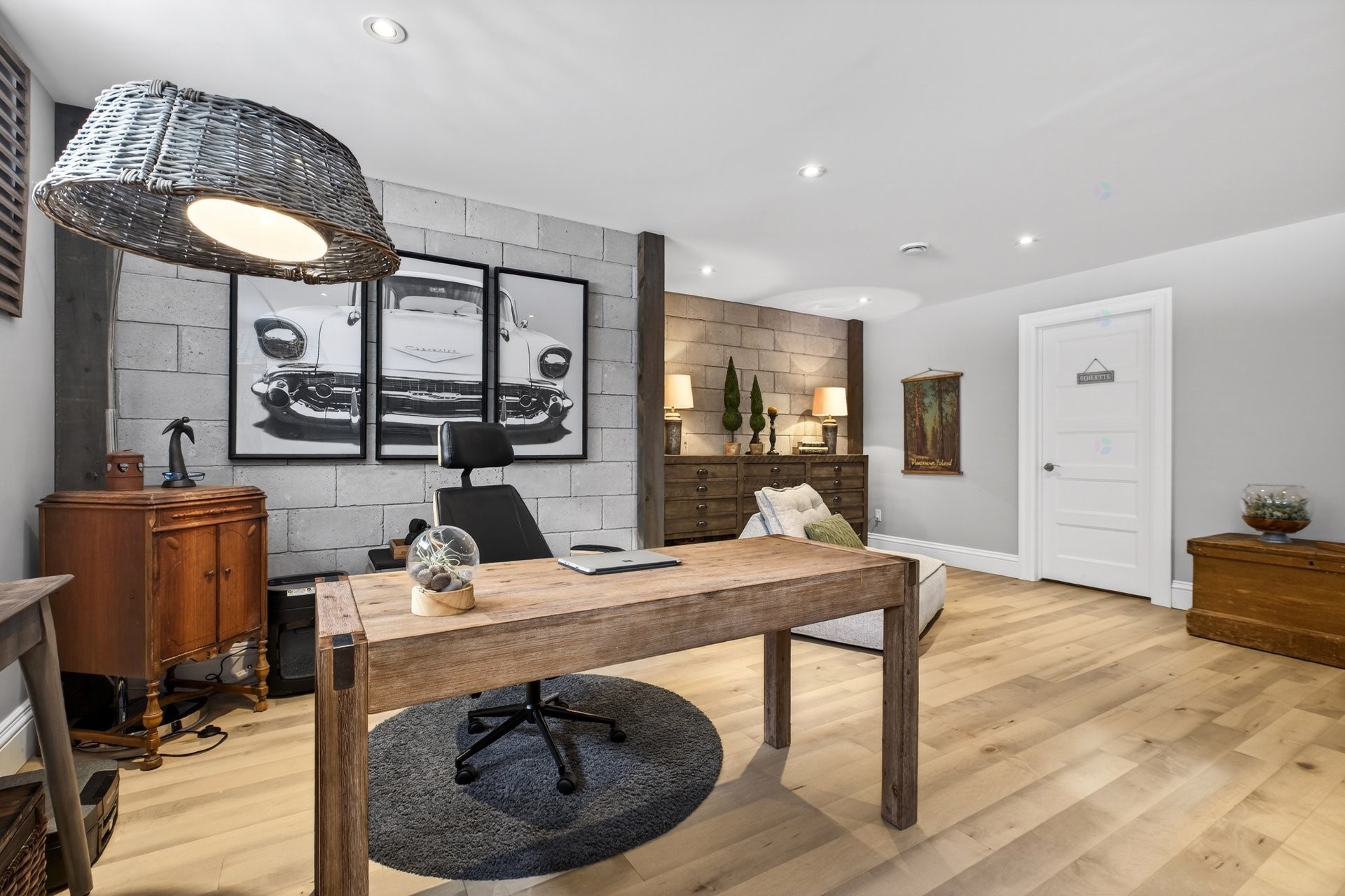 









435


Ch. du Domaine

,
Saint-Denis-de-Brompton,




QC
J0B2P0


