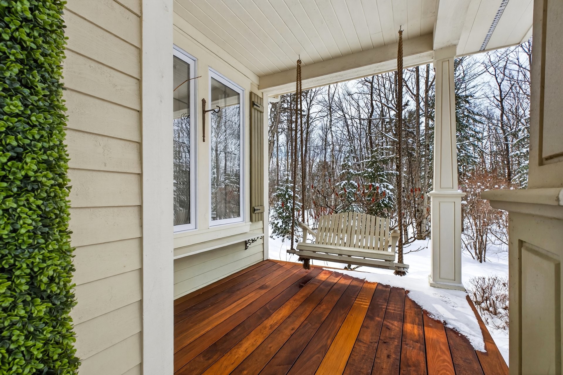 









435


Ch. du Domaine

,
Saint-Denis-de-Brompton,




QC
J0B2P0

