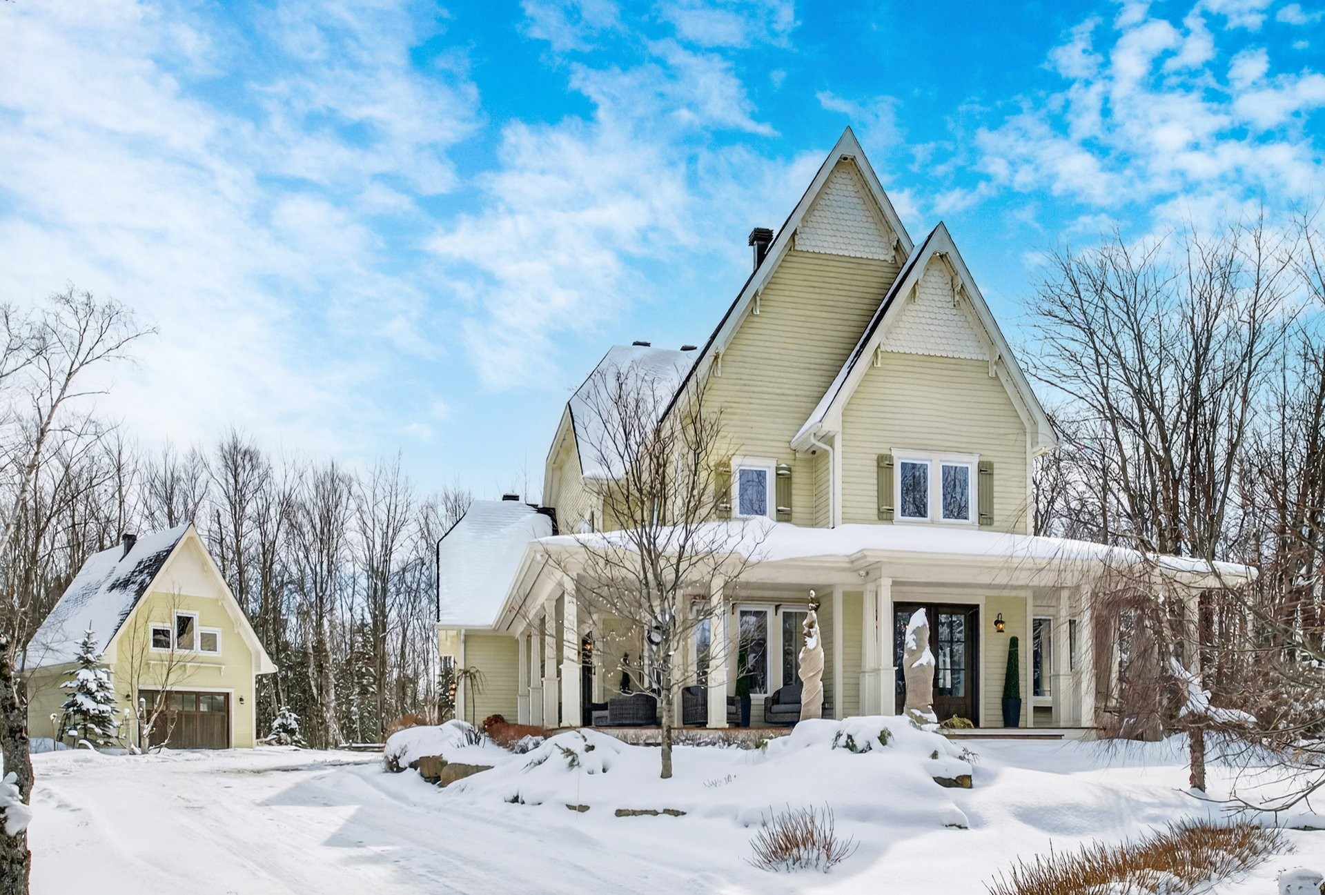 









435


Ch. du Domaine

,
Saint-Denis-de-Brompton,




QC
J0B2P0

