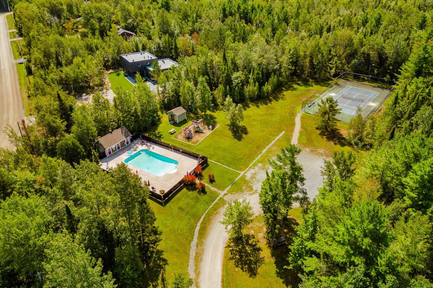 









435


Ch. du Domaine

,
Saint-Denis-de-Brompton,




QC
J0B2P0

