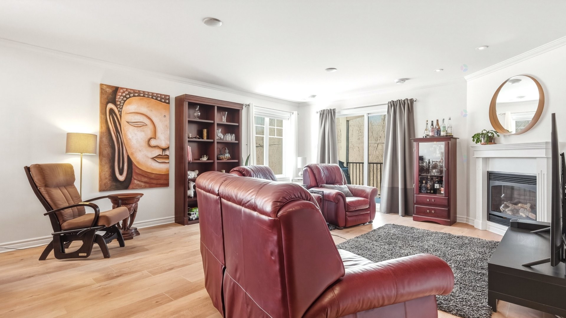 









288


Rg des Vingt

, 202,
Saint-Basile-le-Grand,




QC
J3N0A9

