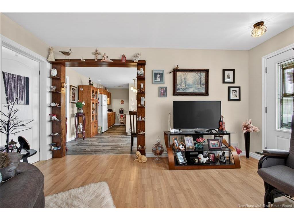 









2607


Route 11

,
New Jersey,




NB
E9G 2L3

