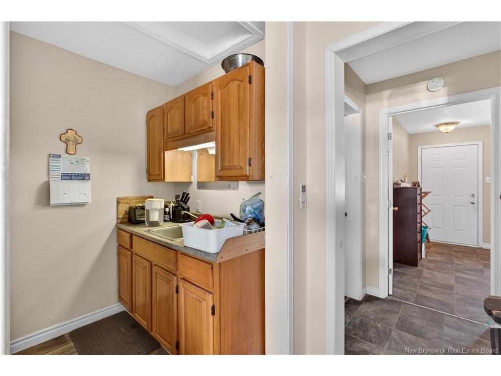 









2607


Route 11

,
New Jersey,




NB
E9G 2L3

