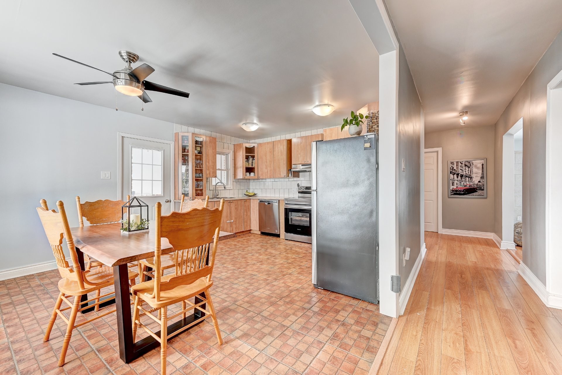 









790


Rue Dufferin

,
Granby,




QC
J2H3G9

