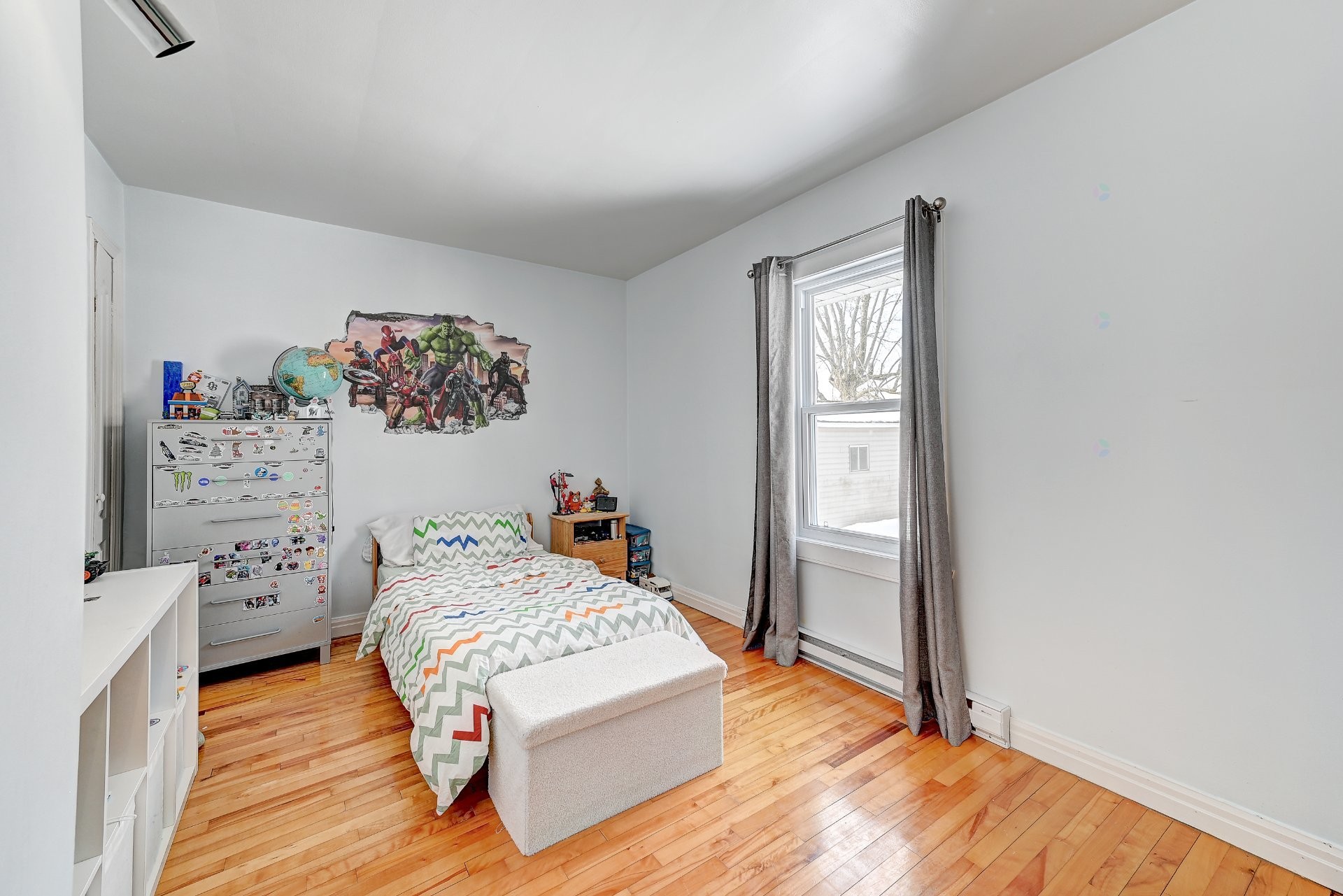 









790


Rue Dufferin

,
Granby,




QC
J2H3G9

