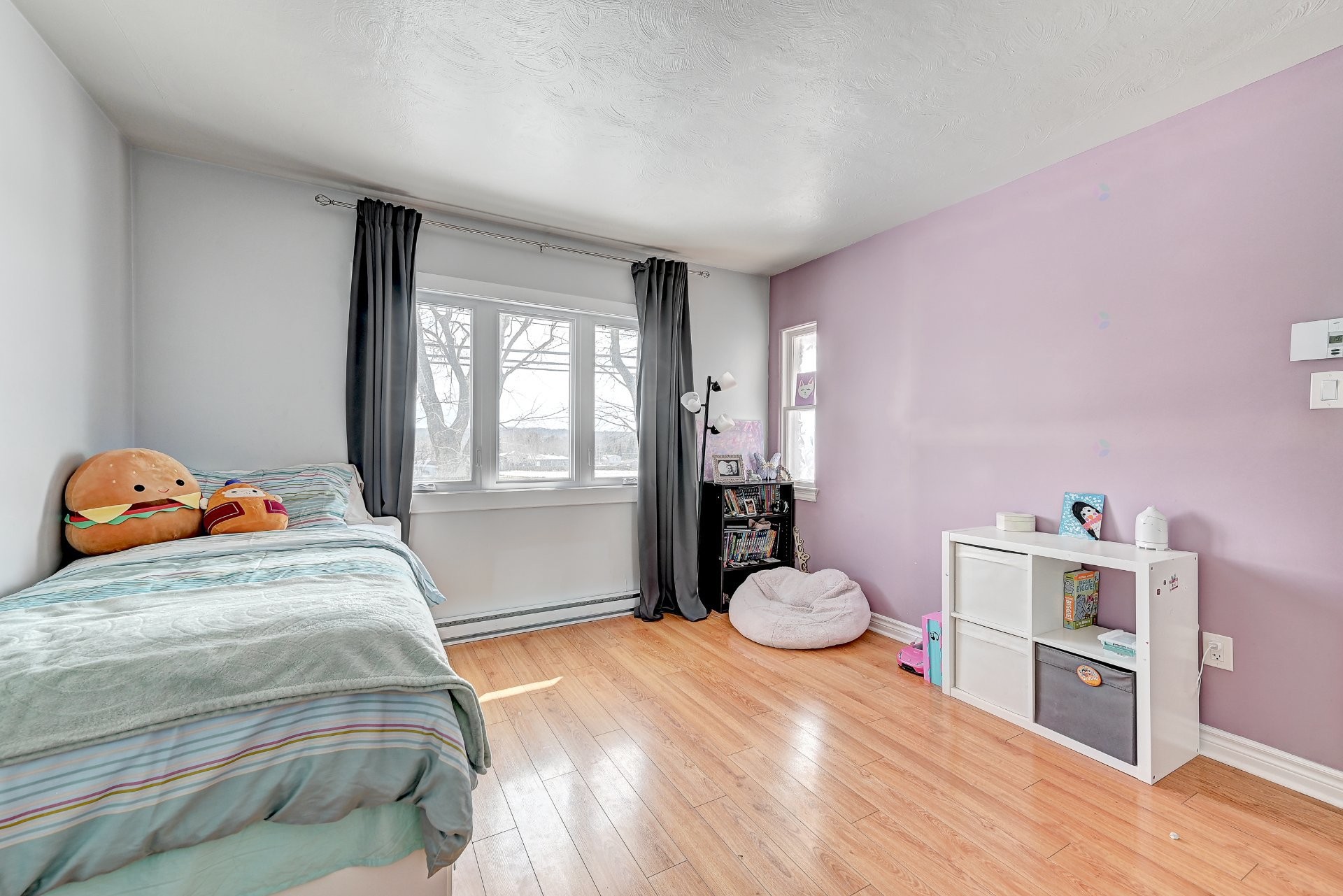 









790


Rue Dufferin

,
Granby,




QC
J2H3G9

