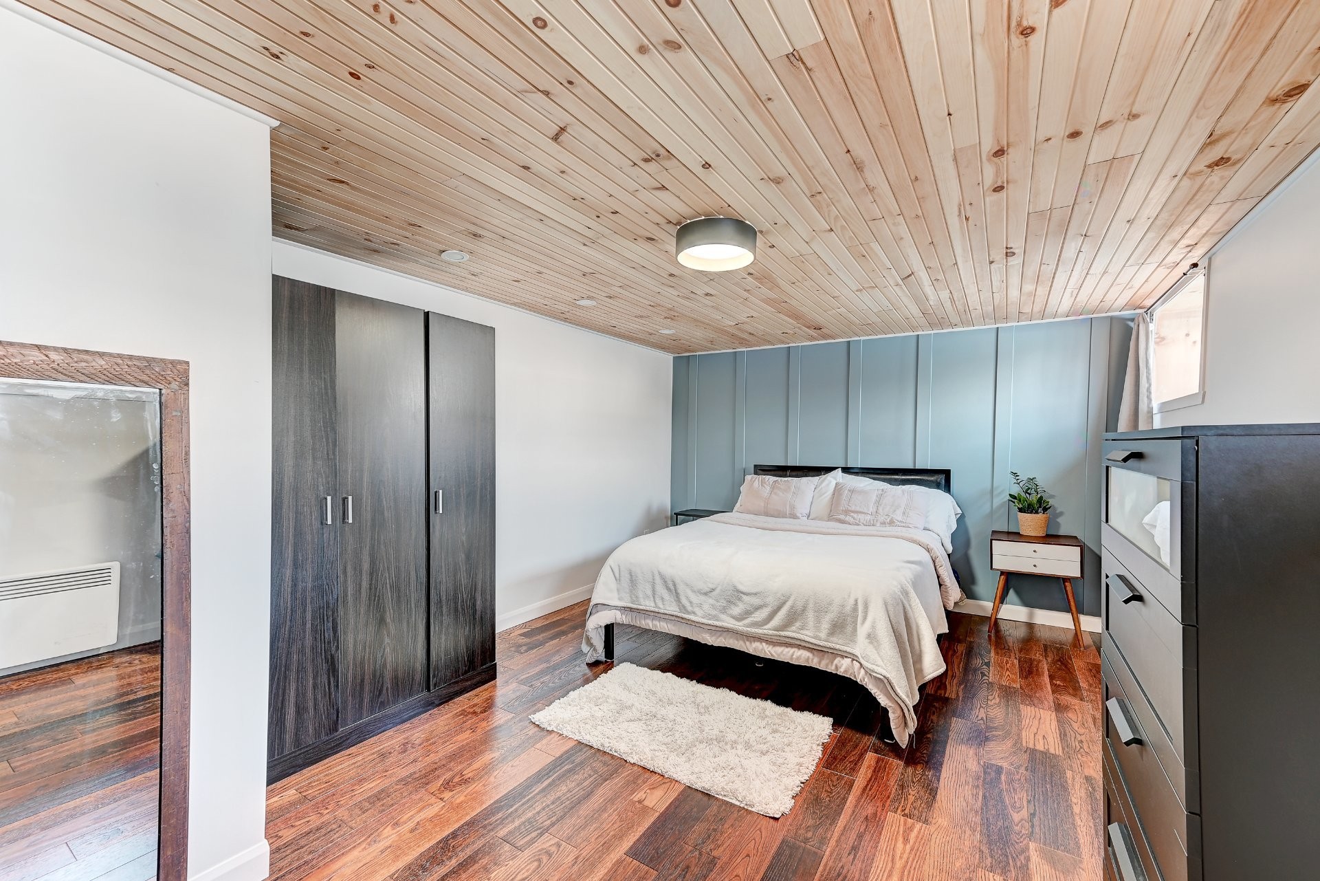 









790


Rue Dufferin

,
Granby,




QC
J2H3G9

