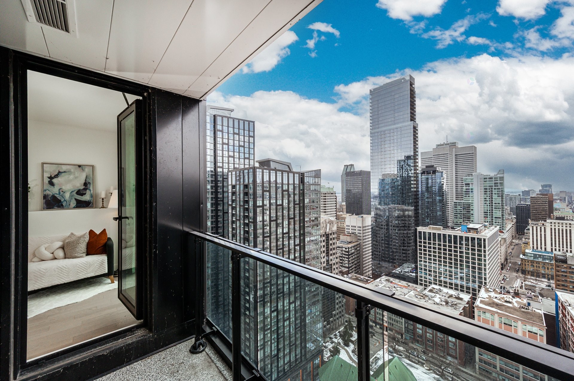 









1245


Rue De Bleury

, 3418,
Montréal (Ville-Marie),




QC
H3B0C2

